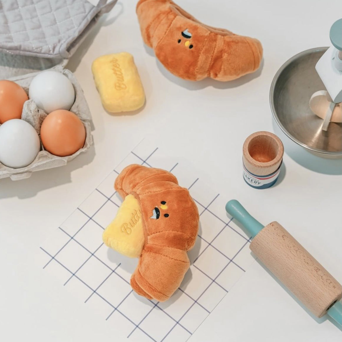 Croissant Hidden Food Sniffing Dog Toy with Squeaker