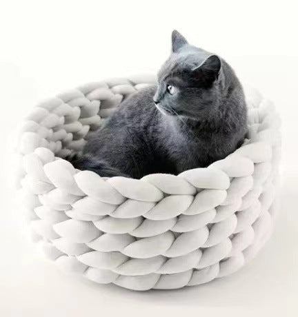 Filled Cotton Hand-Woven Cat Bed